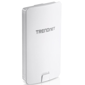 TRENDnet TEW-840APBO 14 dBi Wireless Outdoor Directional PoE Access Point, PoE power adapter, 5 GHz
